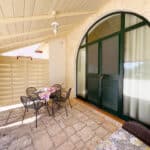 La calda luce del sole del Salento in Puglia ti accompagnerà durante le tue vacanze a Carovigno